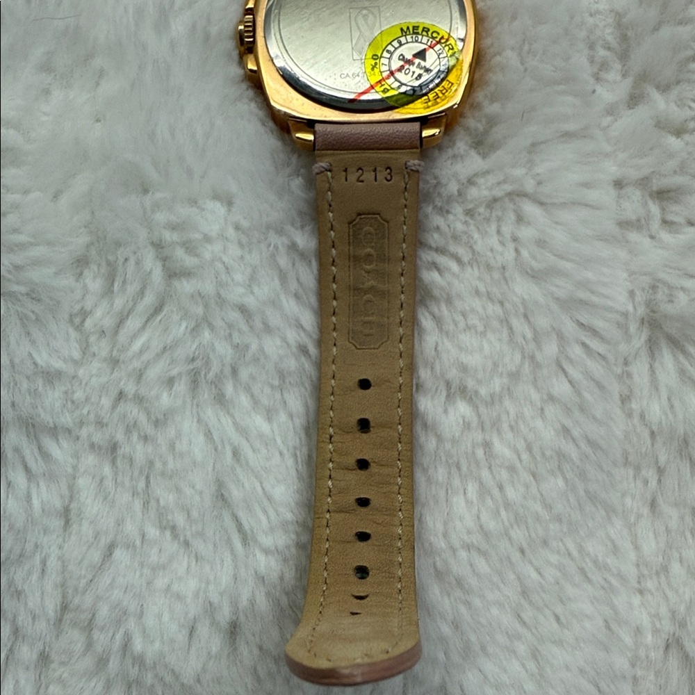 Coach Pink and Gold Women's Watch- Madison/Boyfriend/Delancey-style lines - Picture 7 of 7